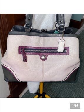 Coach  2085  Laura Spectator shoulder bag  leather pink/charcoal kisslock  3 com